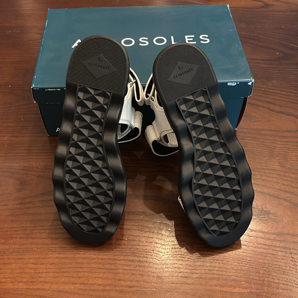 Aerosoles Women’s Sandals 7.5 TL - Picture 3 of 5